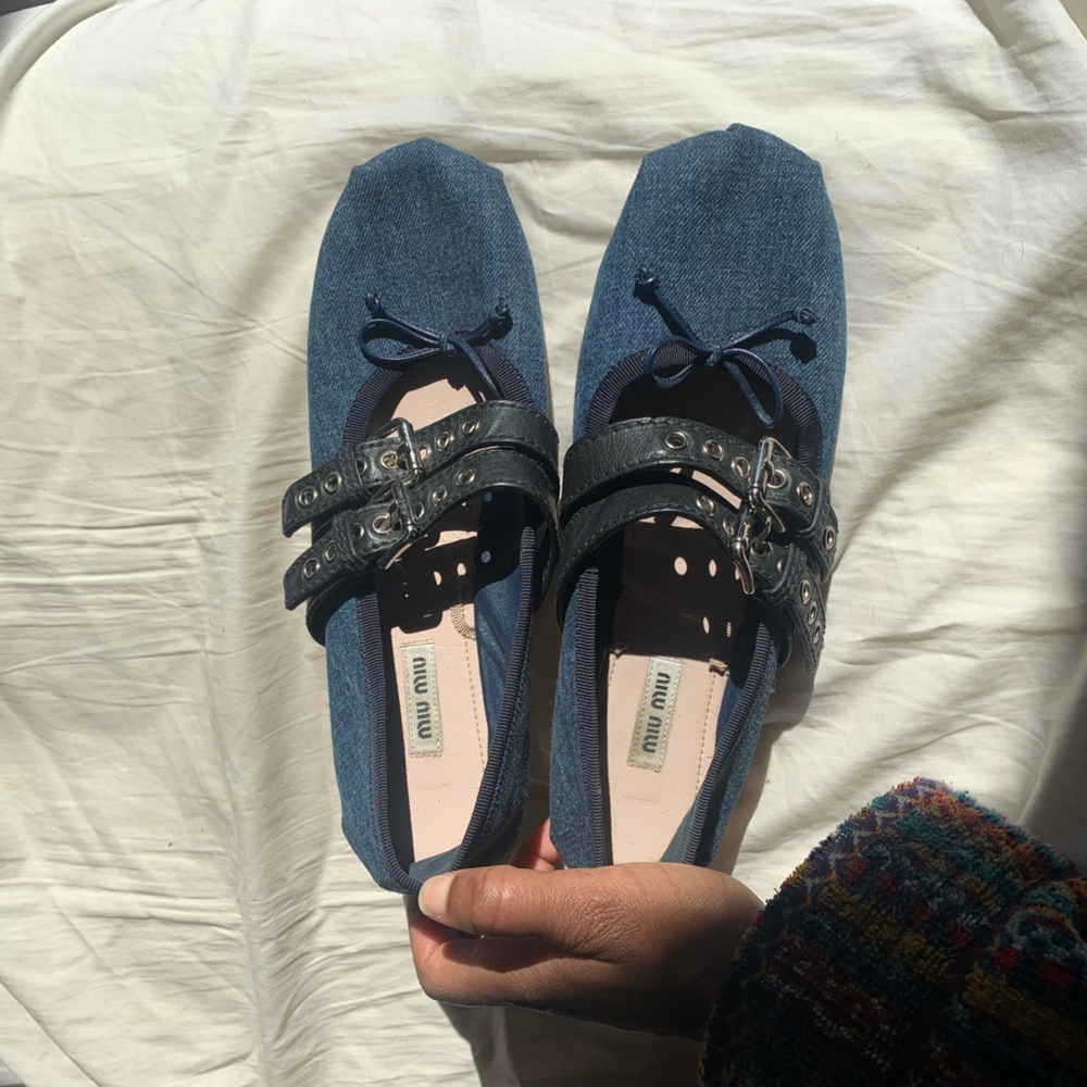 Miu Miu IT 40 leather and denim ballet flat